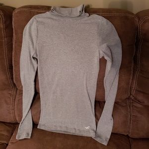 Hollister Size S Turtleneck